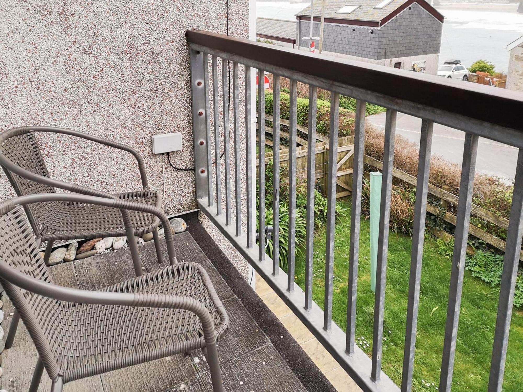 Apartment 15 Harvest Moon New Quay Buitenkant foto